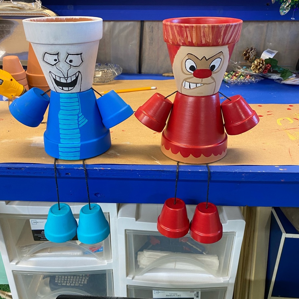 Heat and Snow miser planters - Picture 1 of 1